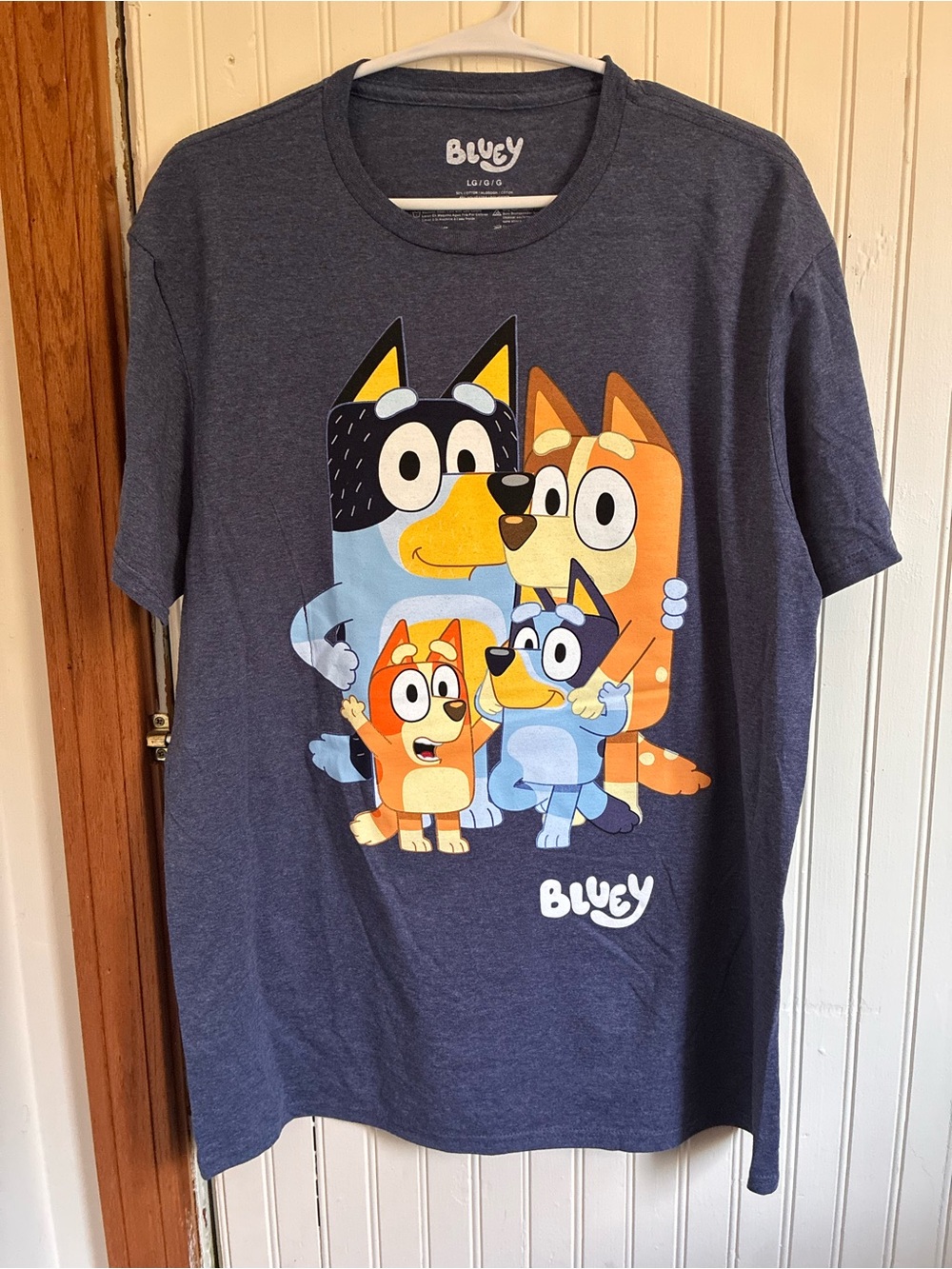 Navy Blue Men’s Short-Sleeve Tee with Colorful Bluey Family Graphic